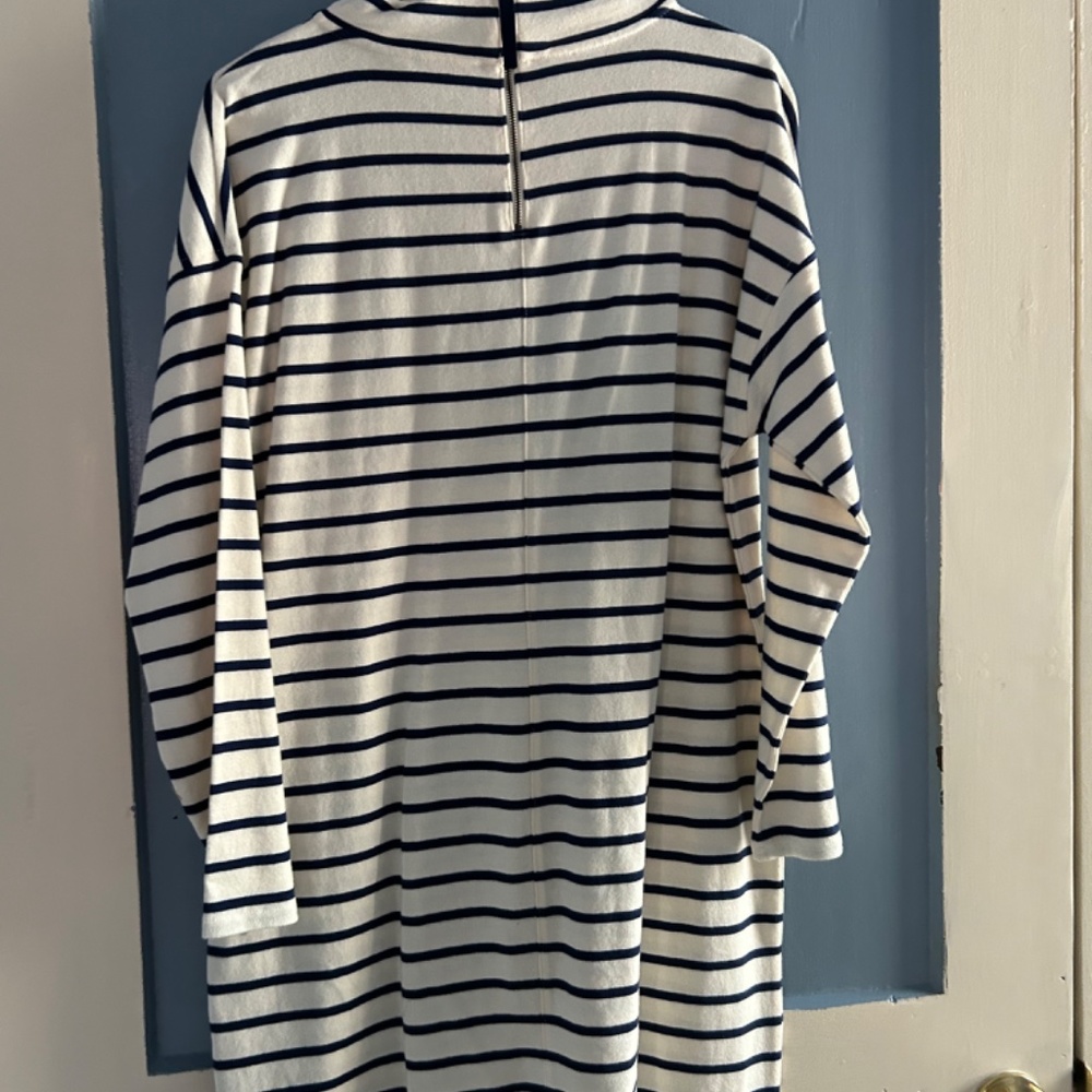 Womens Vinyard Vines Dress - Picture 4 of 4